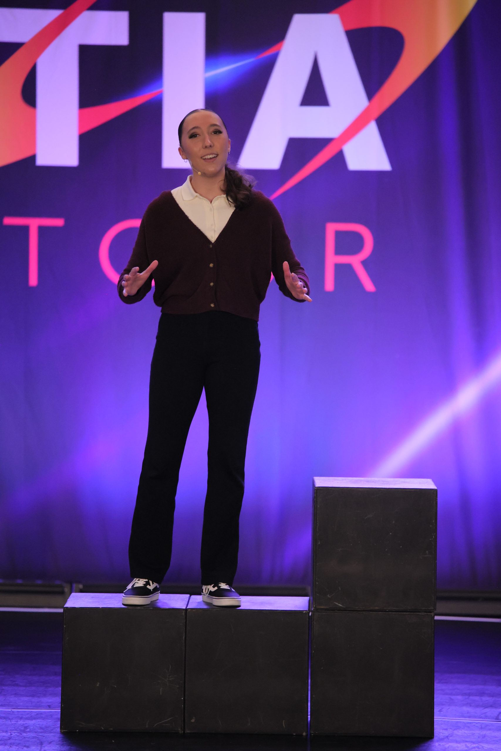 028-E23-635-08-000999